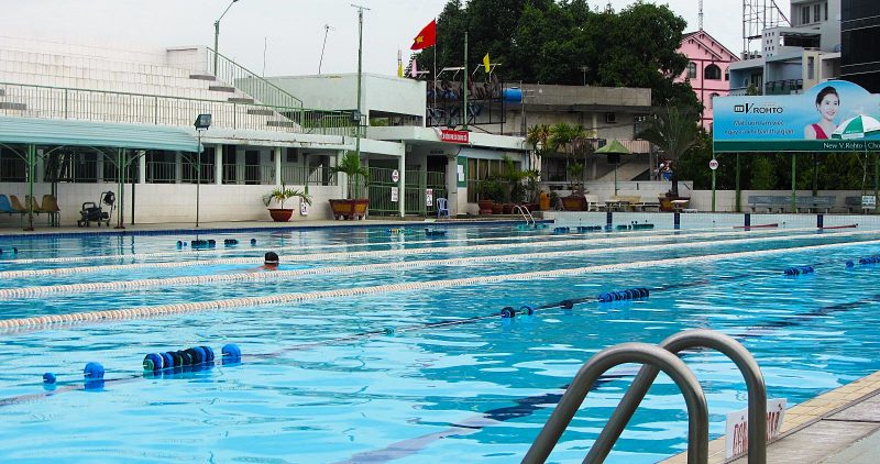 swimming-pool swimming-pool